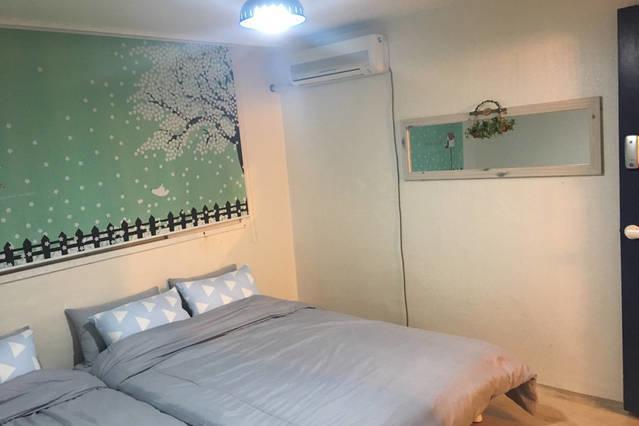 Kiki House Hongdae 2 Hotel Seoul Bagian luar foto