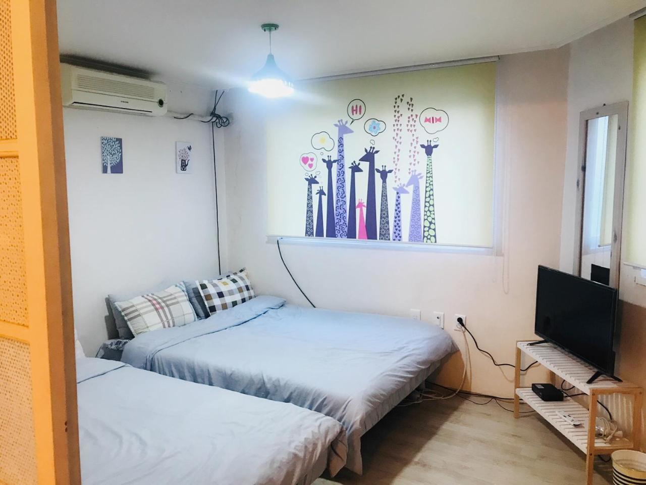 Kiki House Hongdae 2 Hotel Seoul Bagian luar foto